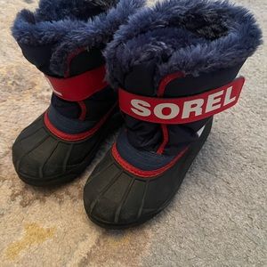 Toddler Sorel boots size 11